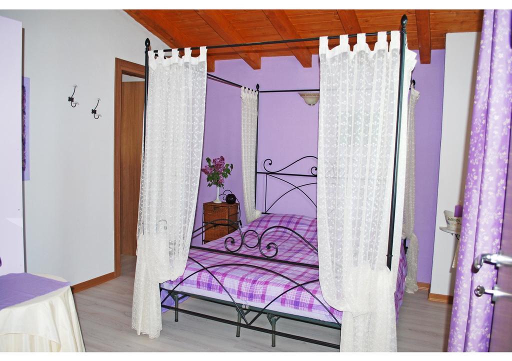 B&B I Viandanti Piancogno Rum bild